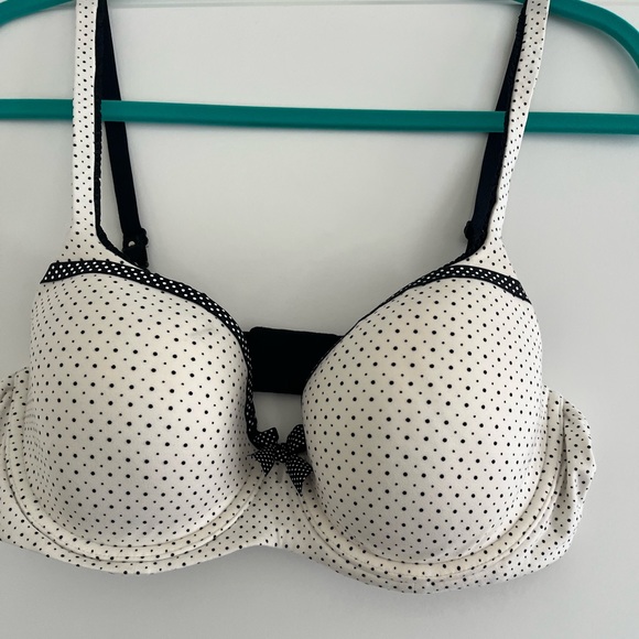 Victoria's Secret Other - Victoria’s Secret Black/White Polka Dot Lined Demi Bra Size 36D